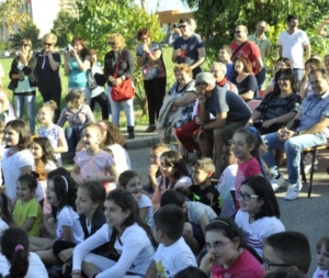 Varietà kids: canto, ballo, sketch