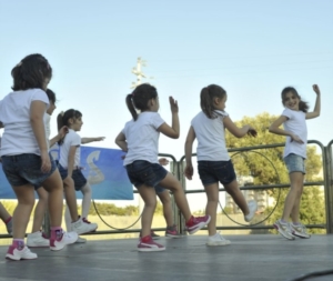 Varietà kids: canto, ballo, sketch