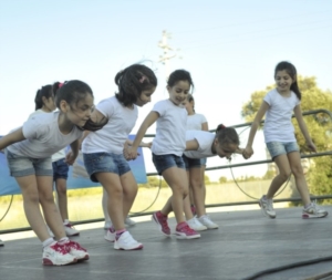 Varietà kids: canto, ballo, sketch