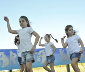 Varietà kids: canto, ballo, sketch